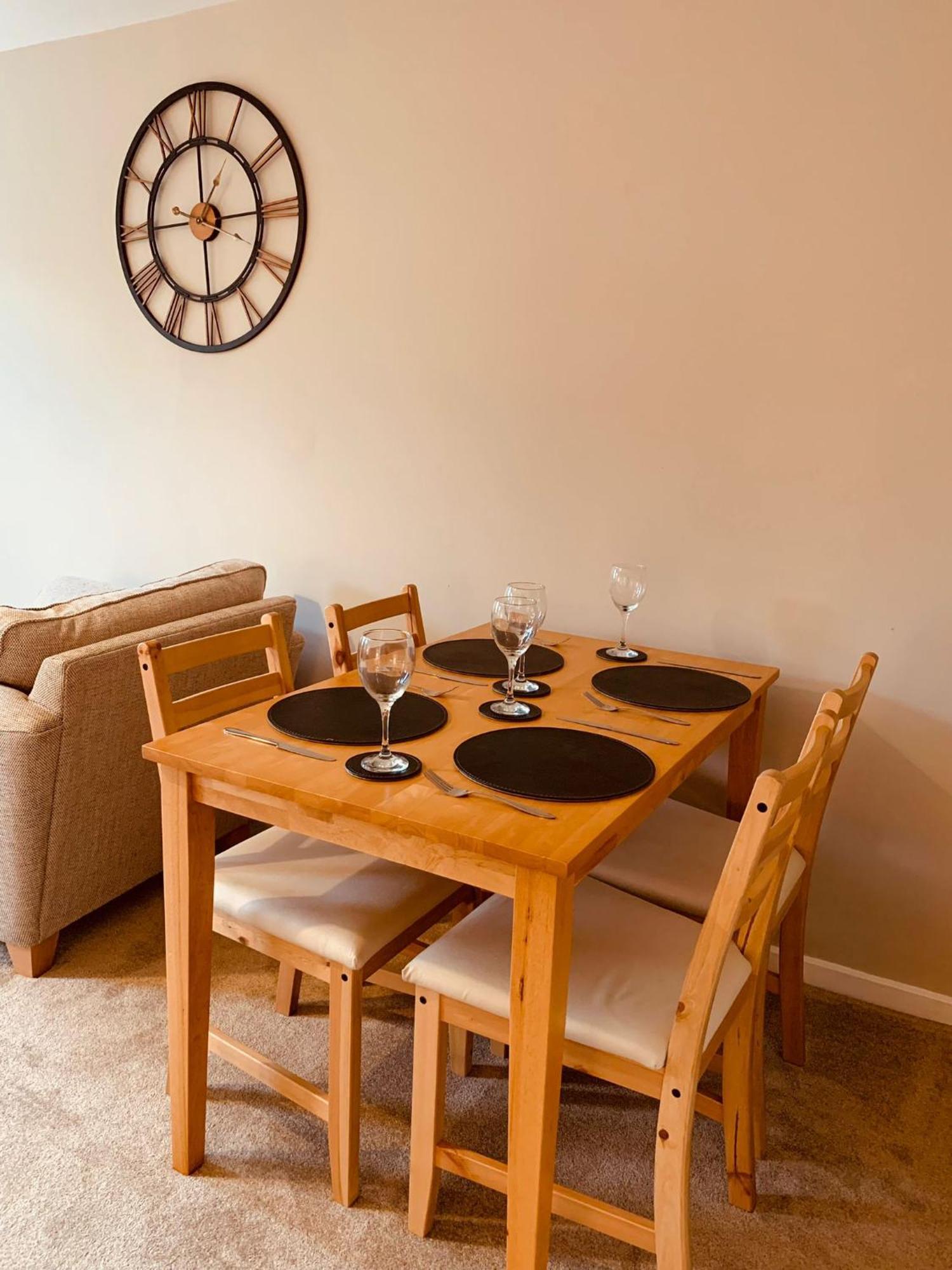 2 Bedroom House Walking Distance To City Centre With Free Parking York Exterior foto